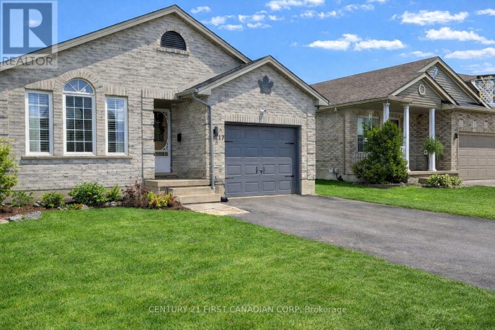 Photo 2 at 17 E Cottonwood Drive, St. Thomas