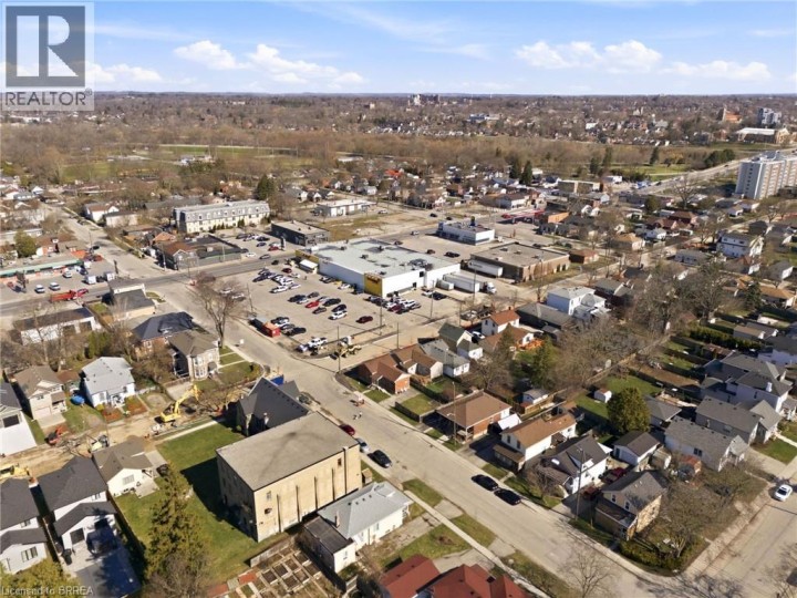 Photo 34 at 92 Walnut Street, Old West Brant, Brantford