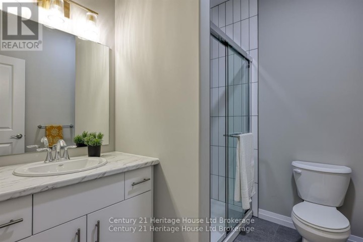 Photo 13 at 14 - 19 Anderson Street, Woodstock - South, Woodstock
