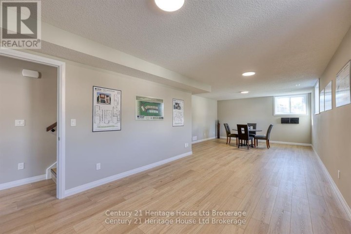 Photo 17 at 14 - 19 Anderson Street, Woodstock - South, Woodstock