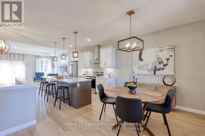 Photo 5 at 14 - 19 Anderson Street, Woodstock - South, Woodstock