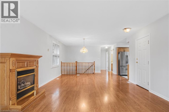 Photo 8 at 19 - 229 Lynden Road, Lynden Hills, Brantford