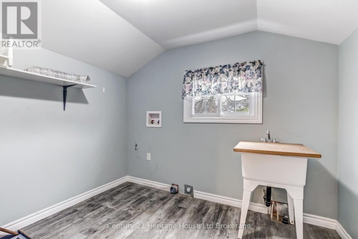 Photo 15 at 137 S Wonham Street, Ingersoll - South, Ingersoll