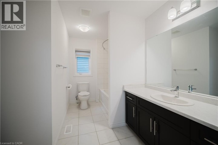 Photo 41 at 19 McLaren Avenue, Empire South, Brantford