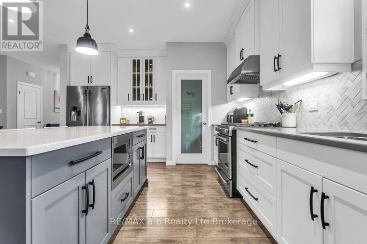 Photo 11 at 241 Wilson Avenue, Tillsonburg