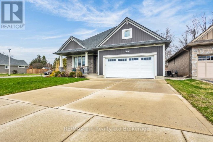 Photo 2 at 241 Wilson Avenue, Tillsonburg