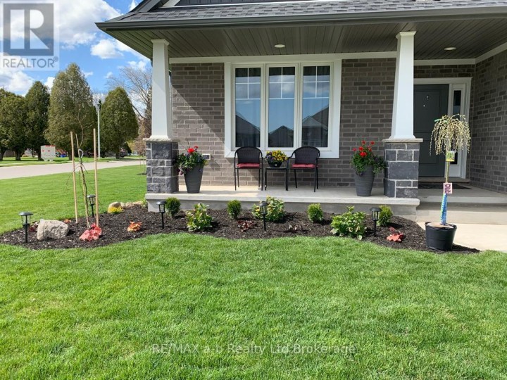 Photo 4 at 241 Wilson Avenue, Tillsonburg