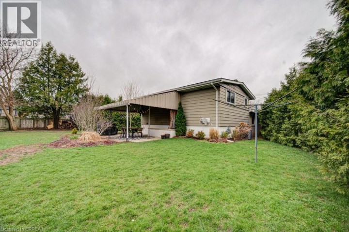 Photo 42 at 9 Gailmount Court, Fairview / Greenbrier, Brantford