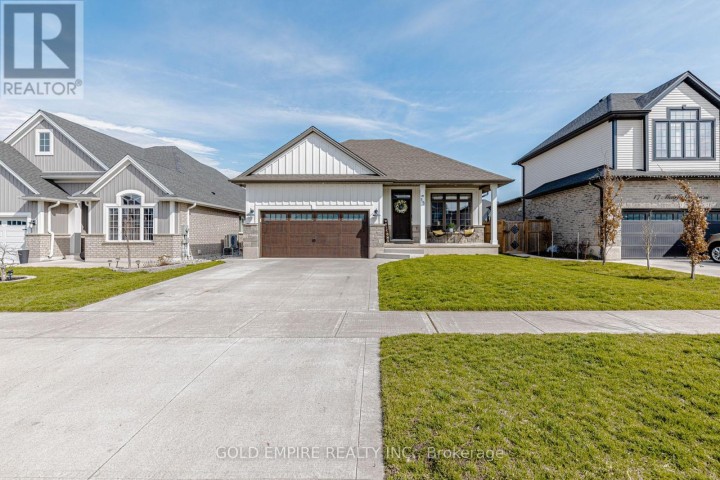 Photo 4 at 15 Muirfield Drive, St. Thomas