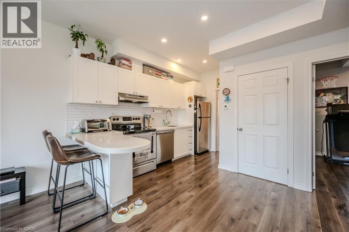 Photo 12 at 5C - 164 Heiman Street, Downtown / Rockway / S. Ward, Kitchener