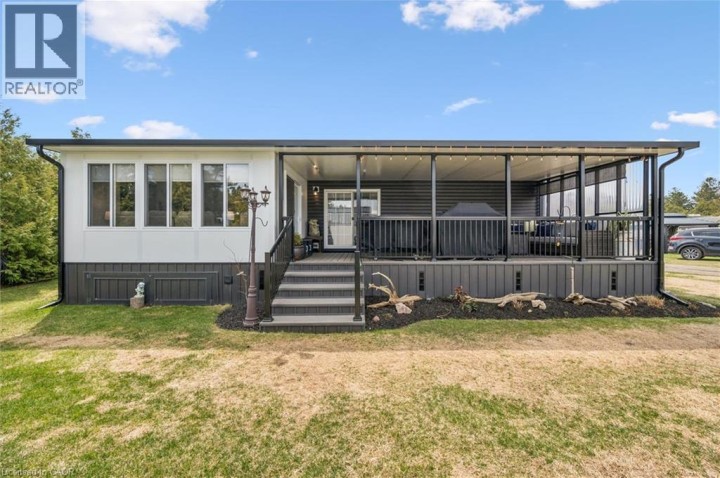 Photo 10 at 83 - 930 Lakeshore Road, Rural Houghton, Norfolk County