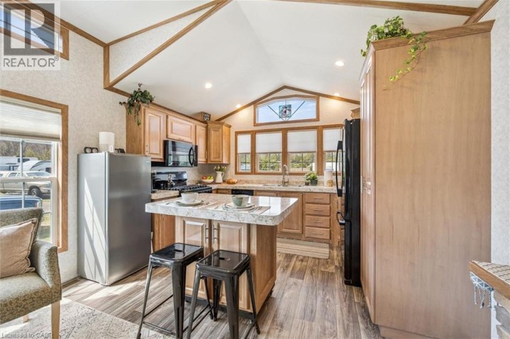 Photo 24 at 83 - 930 Lakeshore Road, Rural Houghton, Norfolk County