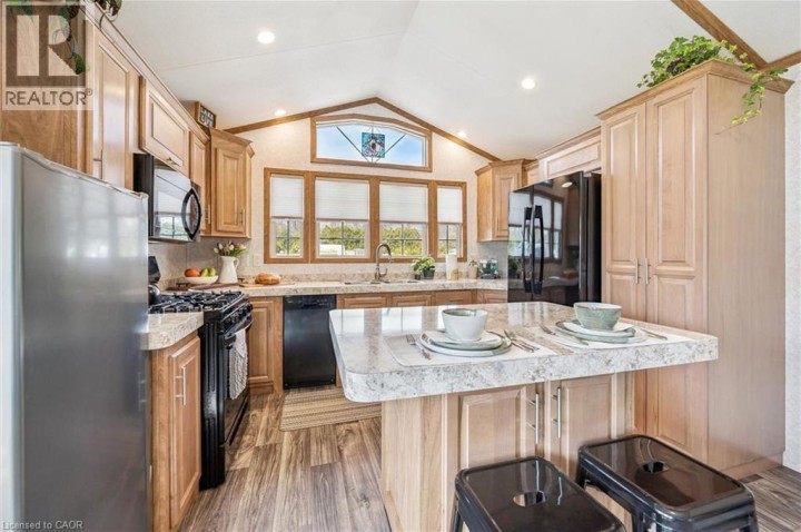 Photo 25 at 83 - 930 Lakeshore Road, Rural Houghton, Norfolk County