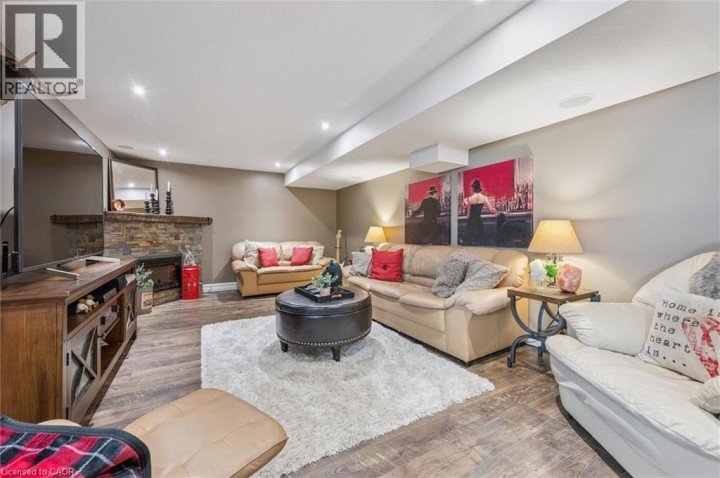 Photo 30 at 7 Hearthbridge Street, Pioneer Park / Doon / Wyldwoods, Kitchener