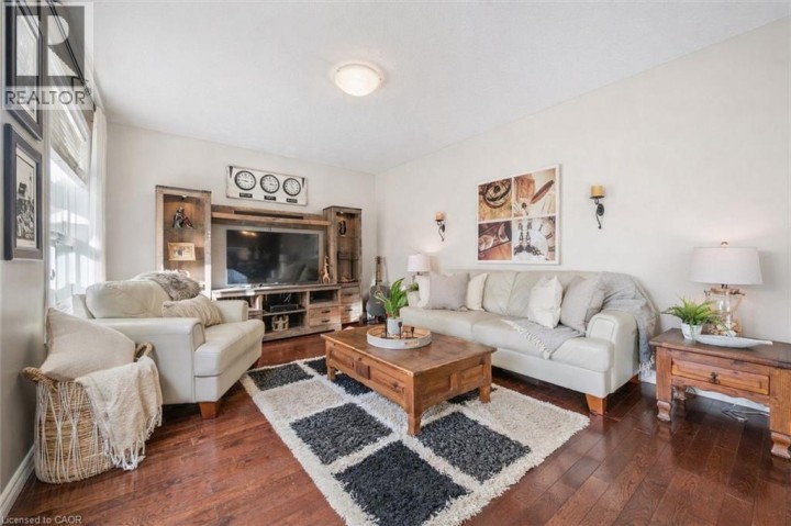 Photo 9 at 7 Hearthbridge Street, Pioneer Park / Doon / Wyldwoods, Kitchener