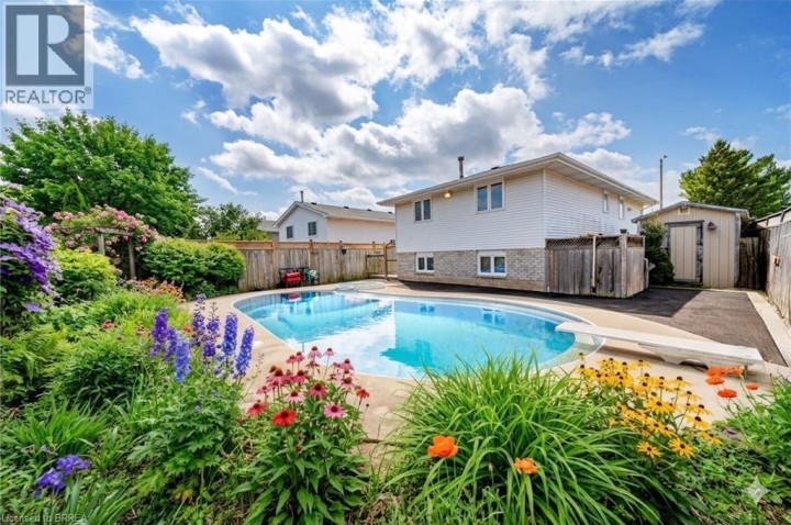 Photo 34 at 1 Osijek Crescent, Brantwood Park, Brantford