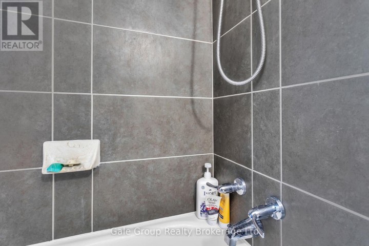 Photo 14 at 33 Pitt Street, Port Burwell, Bayham