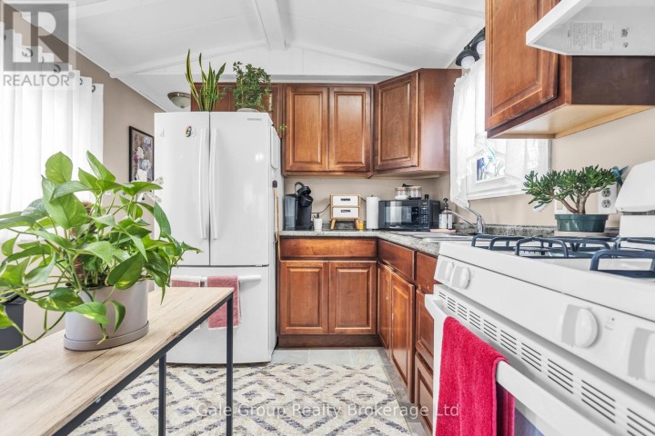 Photo 8 at 33 Pitt Street, Port Burwell, Bayham