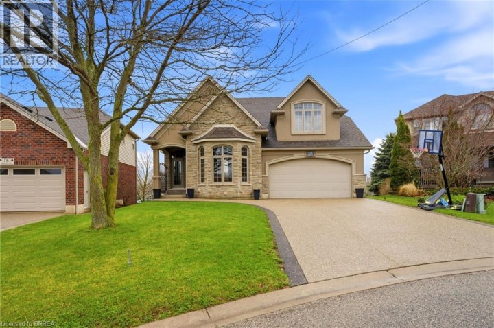 Photo 1 at 20 Zavarella Court, Innerkip (Victoria Park), Woodstock