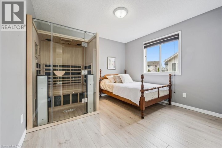 Photo 23 at 707 Commonwealth Crescent, Laurentian Hills / Country Hills W, Kitchener