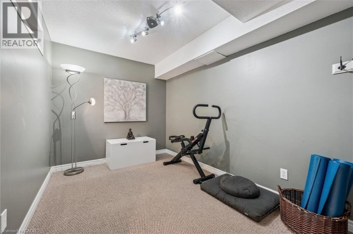 Photo 34 at 707 Commonwealth Crescent, Laurentian Hills / Country Hills W, Kitchener