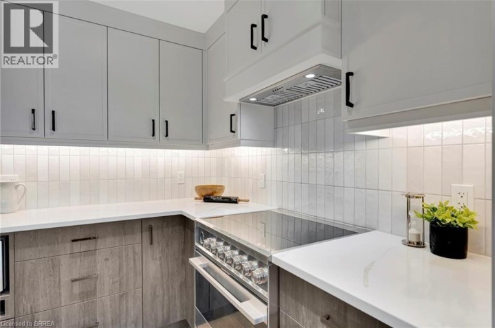 Photo 3 at 202 - 7 N Grand River Street, Innerkip (Fair Grounds), Woodstock
