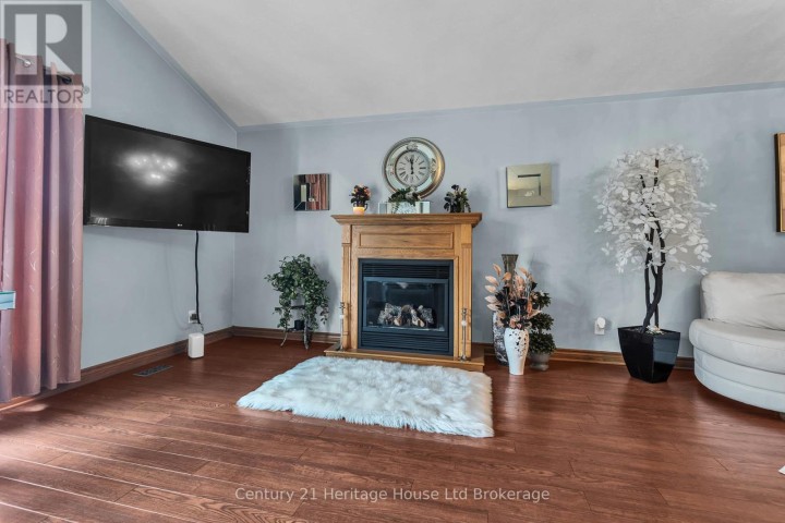 Photo 10 at 15 Gibson Drive, Tillsonburg