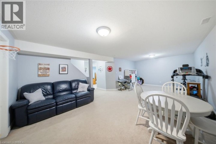 Photo 20 at 10 - 385 N Park Road, Brier Park, Brantford