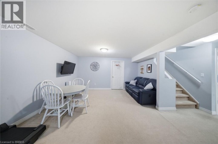 Photo 19 at 10 - 385 N Park Road, Brier Park, Brantford