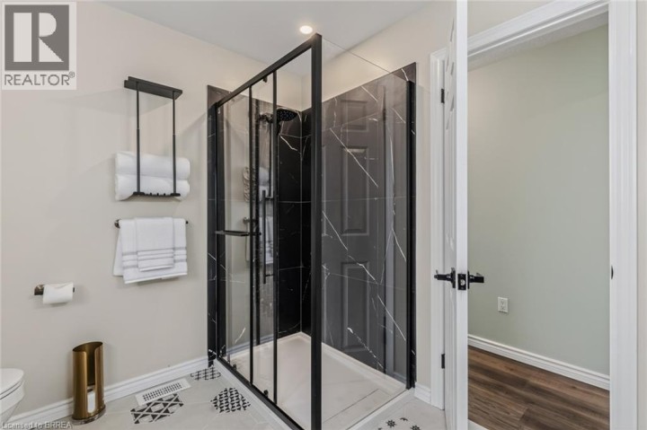 Photo 22 at 4 Dowden Avenue, Donegal / Mcguiness, Brantford