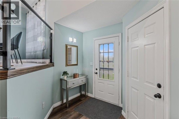 Photo 4 at 4 Dowden Avenue, Donegal / Mcguiness, Brantford