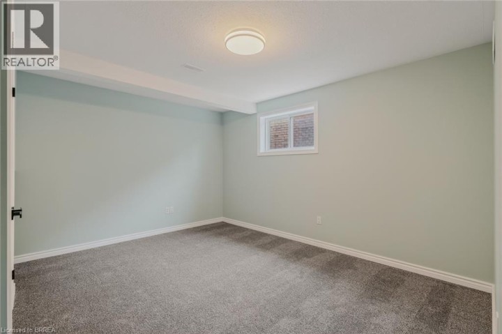 Photo 36 at 4 Dowden Avenue, Donegal / Mcguiness, Brantford