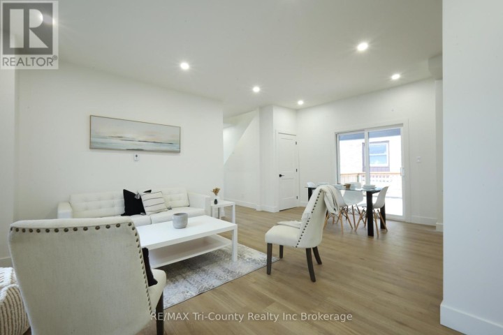 Photo 11 at 46 Balaclava Street, St. Thomas