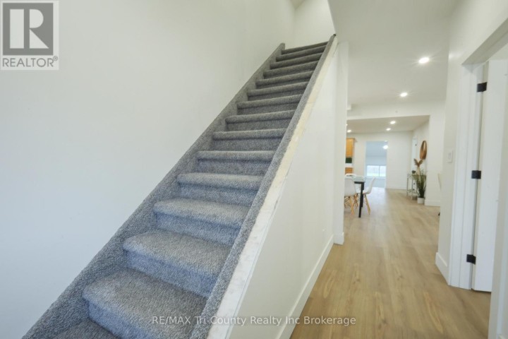 Photo 19 at 46 Balaclava Street, St. Thomas