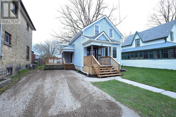 Photo 2 at 46 Balaclava Street, St. Thomas