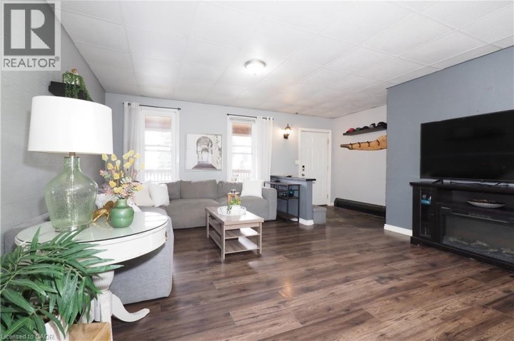 Photo 8 at 37 Niagara Street, North Ward, Brantford
