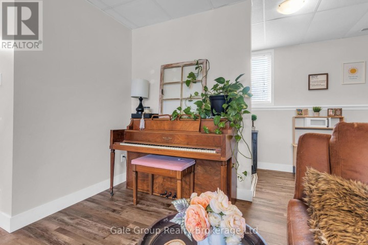 Photo 17 at 22 Lorraine Avenue, Tillsonburg