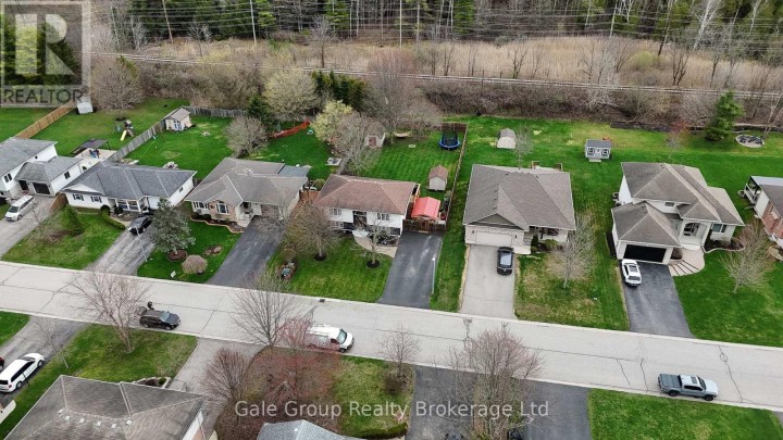 Photo 42 at 22 Lorraine Avenue, Tillsonburg