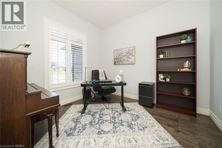 Photo 6 at 21 Tedley Boulevard, Tutela Heights, Brantford