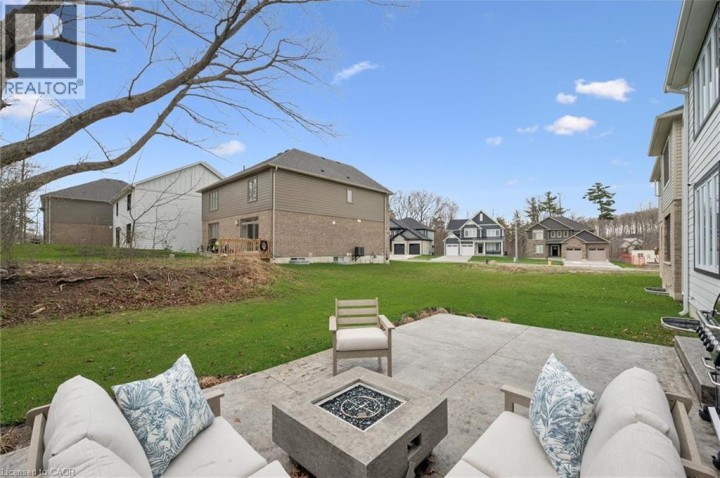 Photo 40 at 213 Fallowfield Drive, Alpine Village / Country Hills, Kitchener