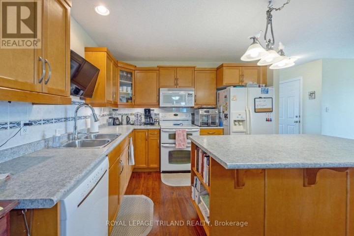 Photo 12 at 18 Coleman Court, St. Thomas