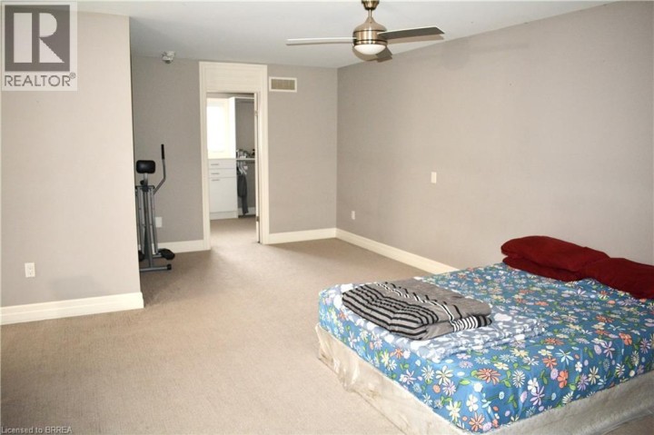 Photo 17 at 9 - 1 Chamberlain Avenue, Ingersoll - South, Ingersoll