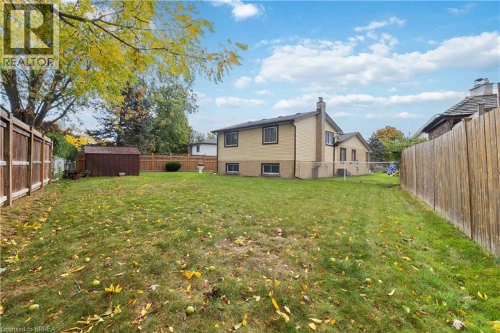 Photo 43 at 11 Sigurd Jensen Court, Cedarland, Brantford