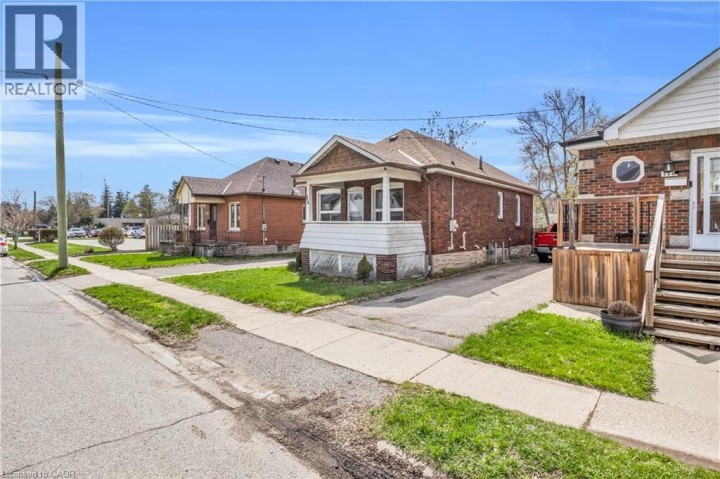 Photo 4 at 234 Clarence Street, North Park / Wood St., Brantford