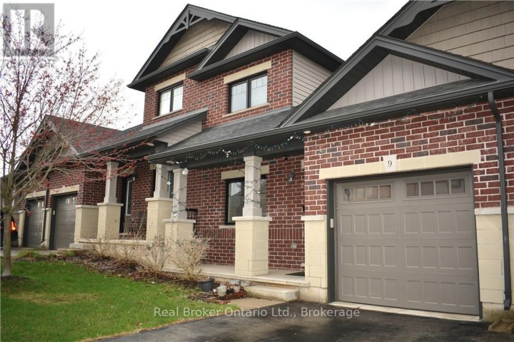 Photo 1 at 9 - 1 Chamberlain Avenue, Ingersoll - South, Ingersoll