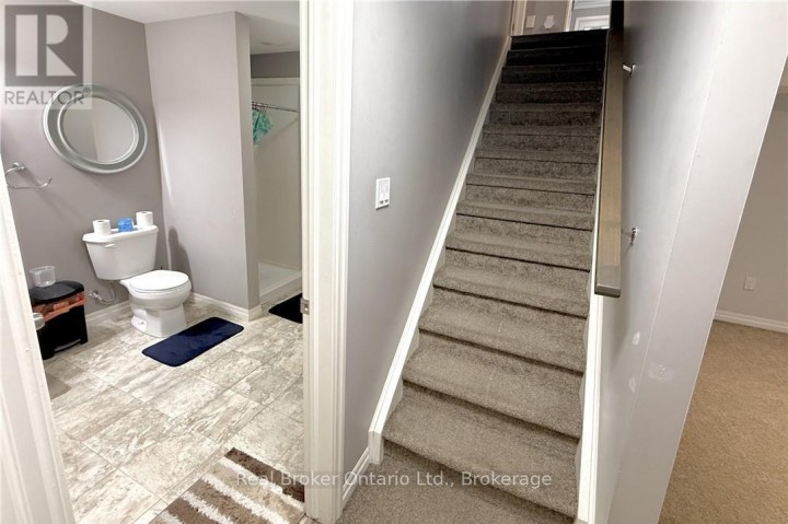 Photo 11 at 9 - 1 Chamberlain Avenue, Ingersoll - South, Ingersoll