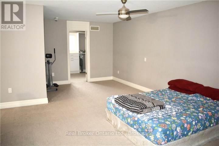 Photo 17 at 9 - 1 Chamberlain Avenue, Ingersoll - South, Ingersoll
