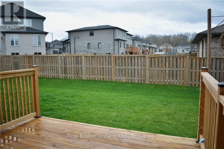 Photo 20 at 9 - 1 Chamberlain Avenue, Ingersoll - South, Ingersoll