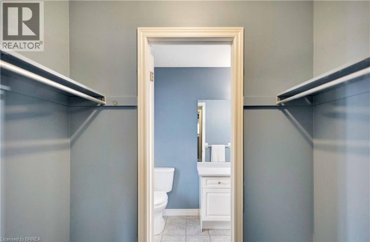 Photo 13 at 44 Trillium Way, Brier Park, Brantford