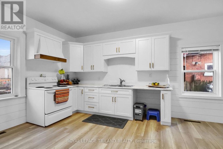 Photo 13 at 86 Kains Street, St. Thomas